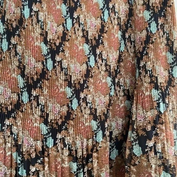 Buffalo David Bitton Brown Pleated Skirt - Picture 3 of 8